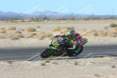 media/Jan-10-2025-CVMA Friday Practice (Fri) [[489e0da257]]/Group 4 and Trackday/Session 2 (Turn 4 Inside)/